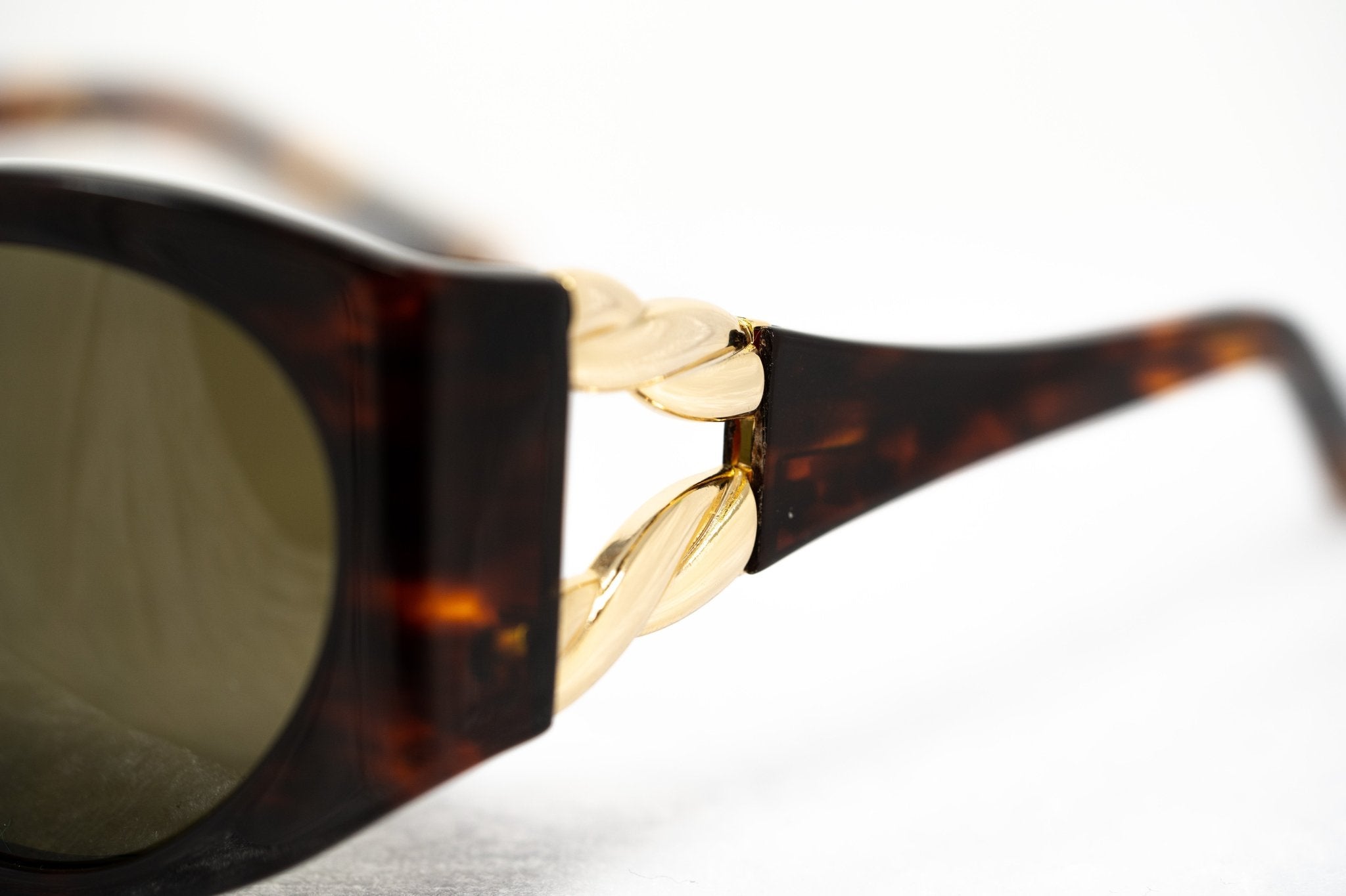 Agent Provocateur Sunglasses Oversized Frame Tortoiseshell and Green Lenses Category 3 - AP17C2SUN - Watches & Crystals