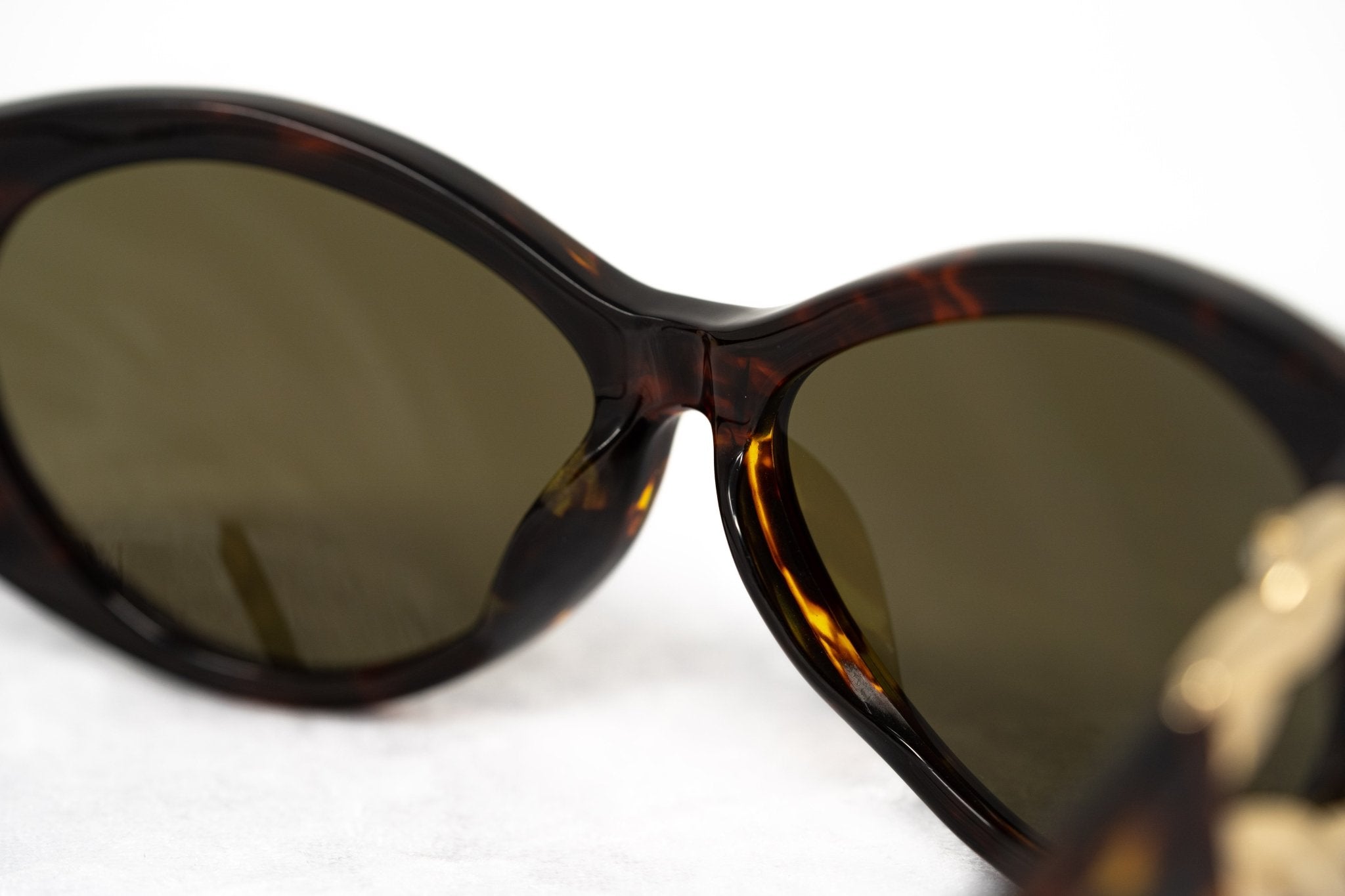 Agent Provocateur Sunglasses Oversized Frame Tortoiseshell and Green Lenses Category 3 - AP17C2SUN - Watches & Crystals