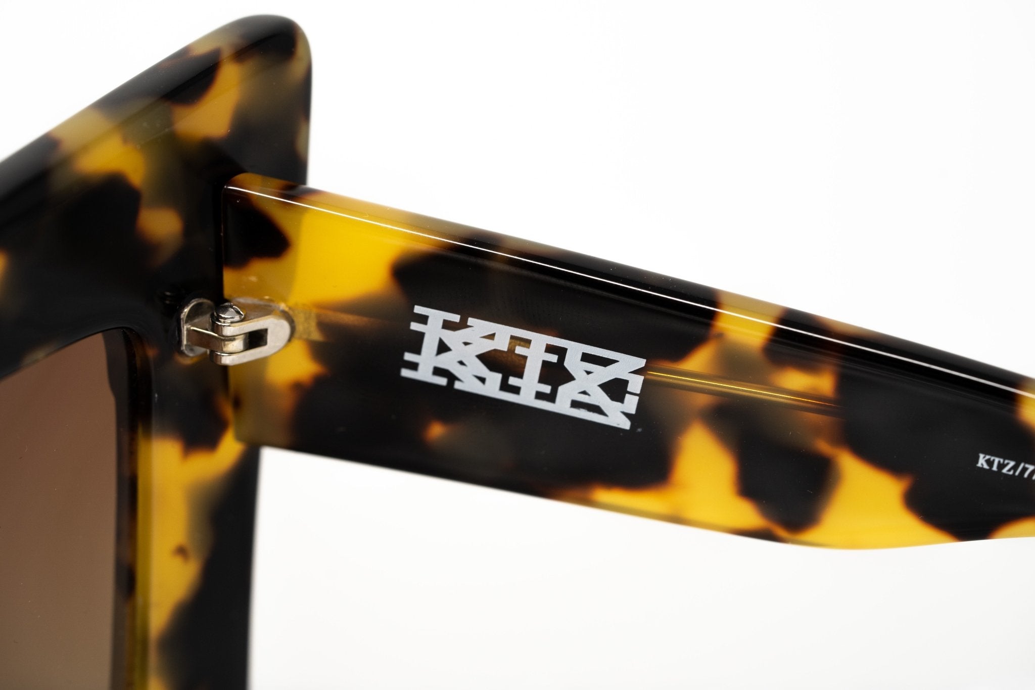 Kokon To Zai Sunglasses Chunky Cat Eye Tortoise Shell With Brown Category 3 Lenses KTZ7C2SUN - Watches & Crystals