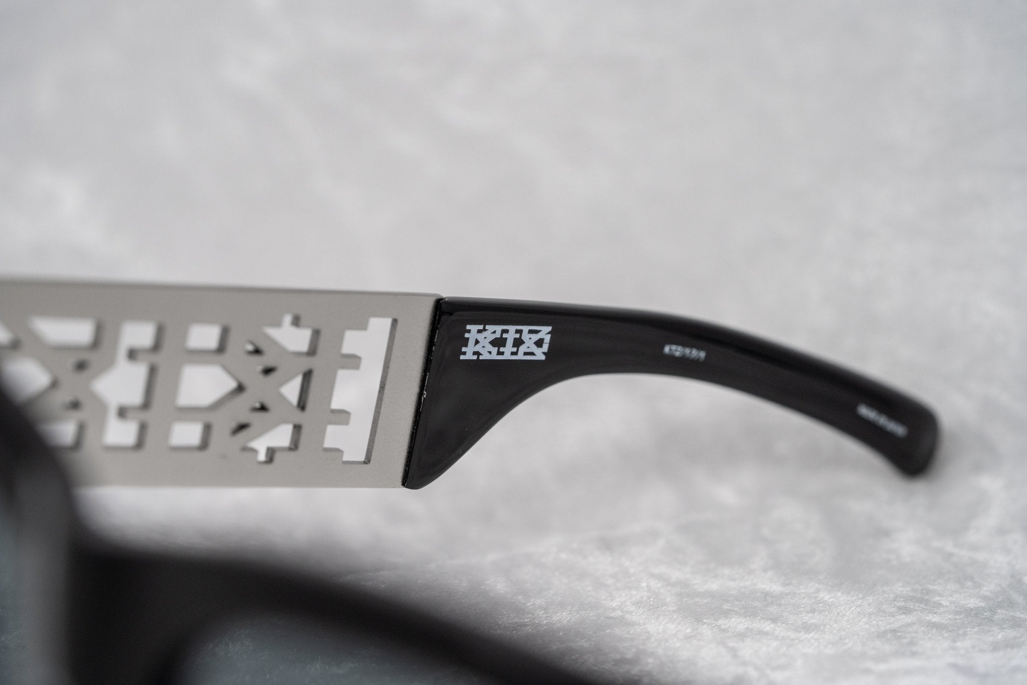 Kokon To Zai Sunglasses Oversized Glossy Black With Grey Category 3 Lenses KTZ17C1SUN - Watches & Crystals