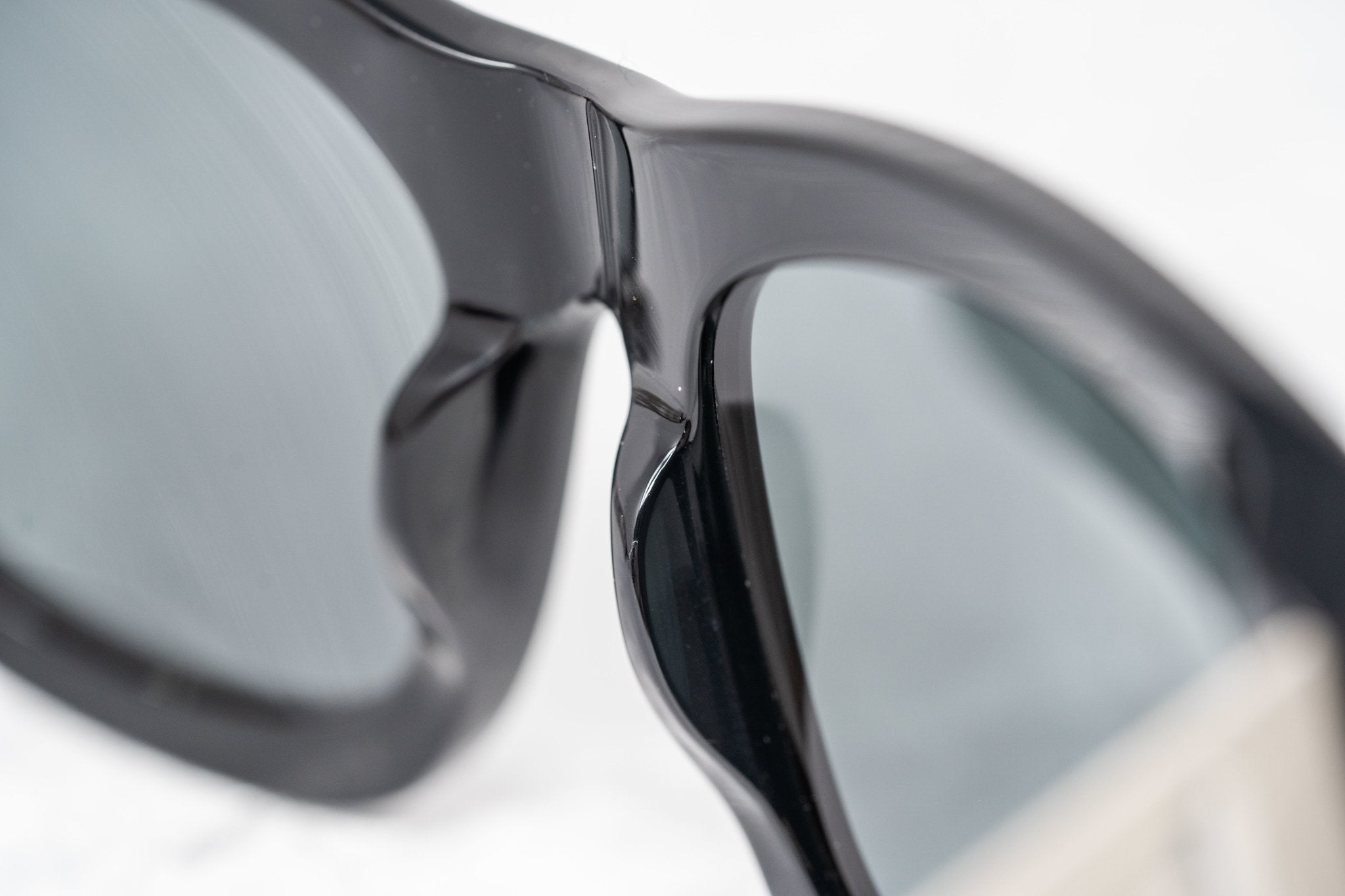 Kokon To Zai Sunglasses Oversized Glossy Black With Grey Category 3 Lenses KTZ17C1SUN - Watches & Crystals