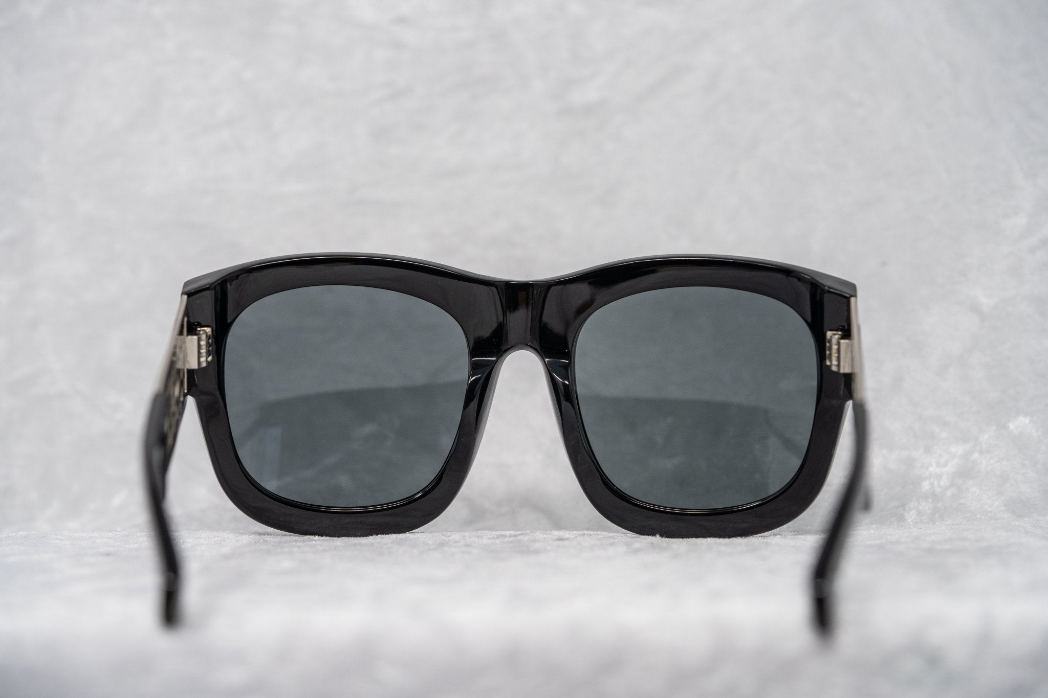 Kokon To Zai Sunglasses Oversized Glossy Black With Grey Category 3 Lenses KTZ17C1SUN - Watches & Crystals