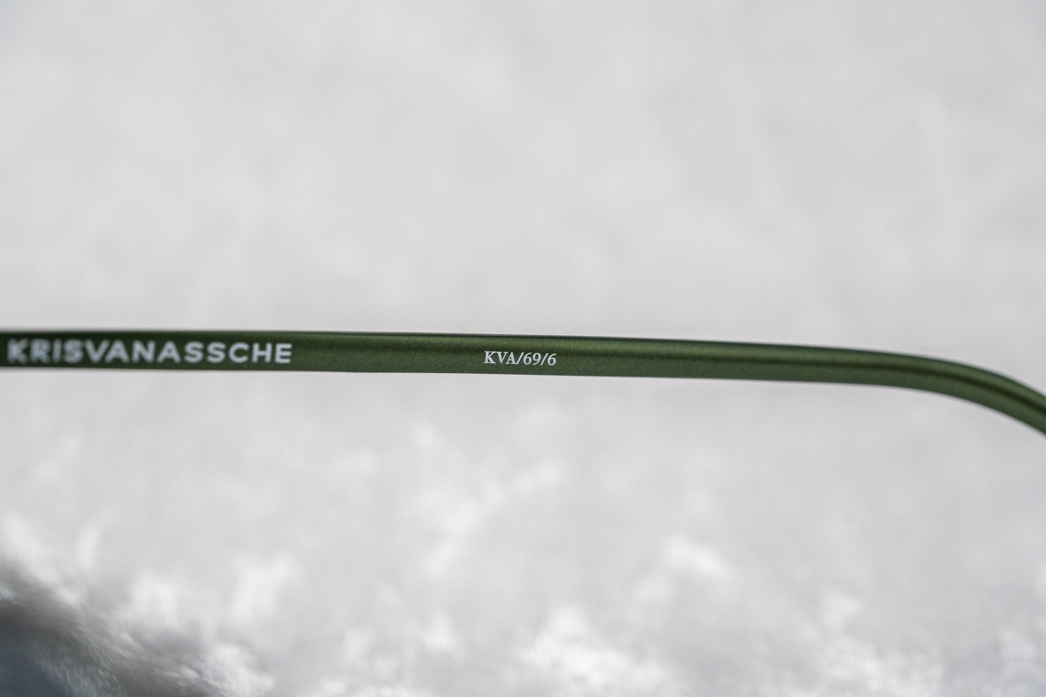 Kris Van Assche Sunglasses Unisex Oval Green and Flash Mirror Clip-On Lenses Category 3 - KVA69C6SUN - Watches & Crystals