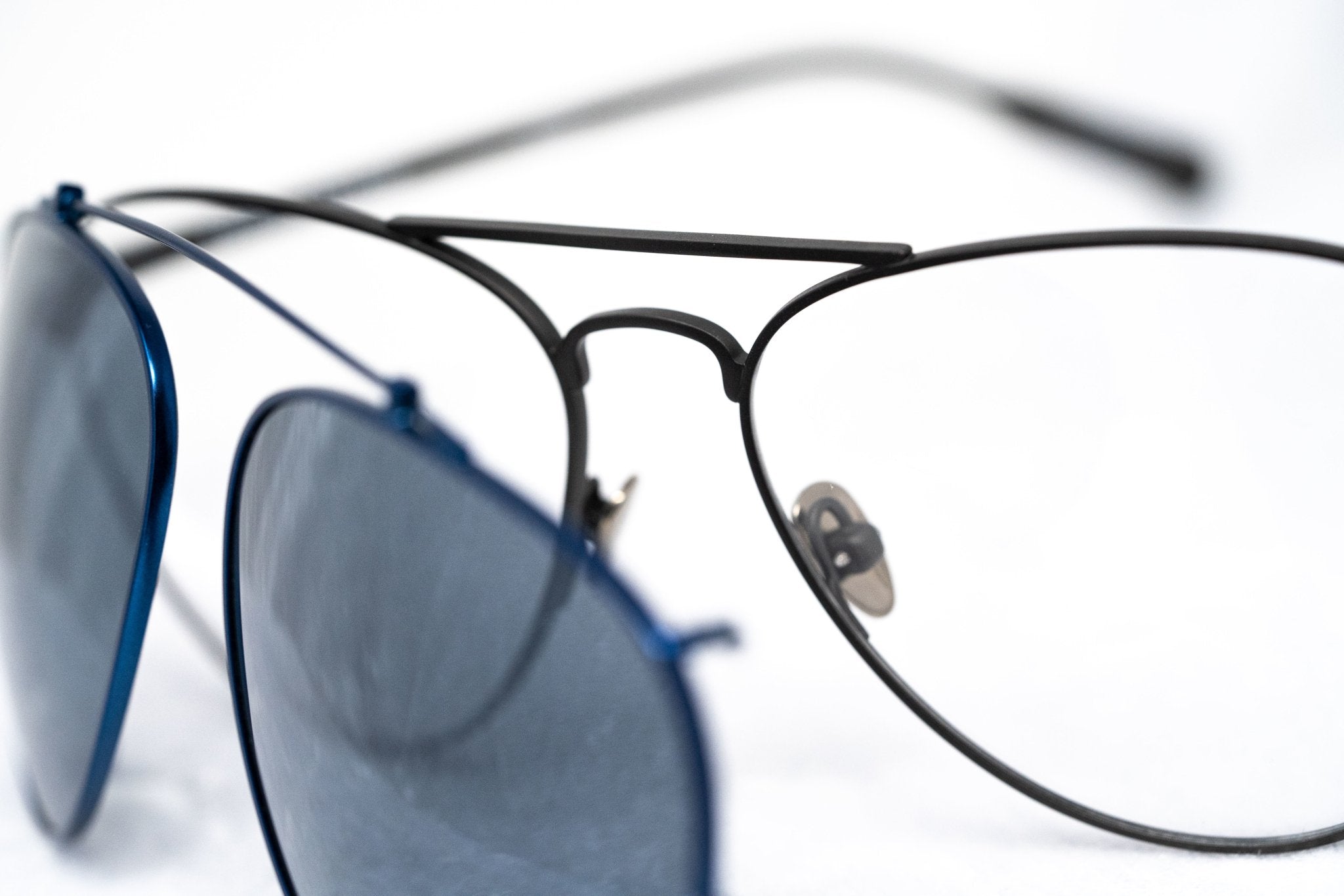 Kris Van Assche Sunglasses Unisex Titanium Matte Grey Blue Clip-On with Blue Mirror Lenses Category 3 - KVA89C4SUN - Watches & Crystals