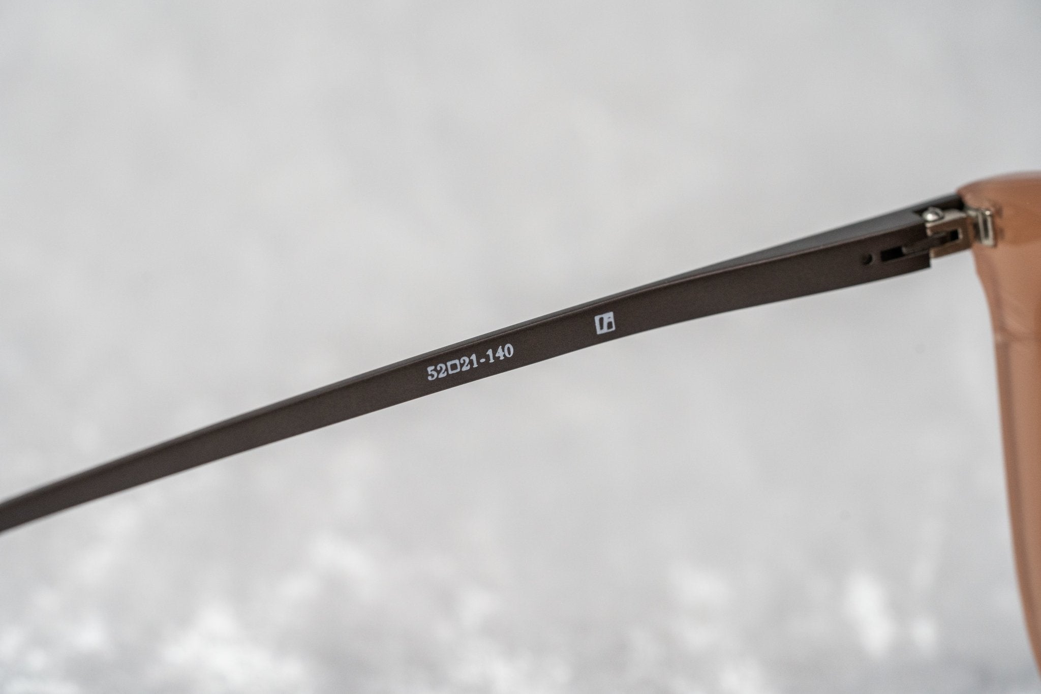 Kris Van Assche Unisex Sunglasses with D-Frame Orange with Brown Graduated Lenses Category 3 - KVA85C3SUN - Watches & Crystals