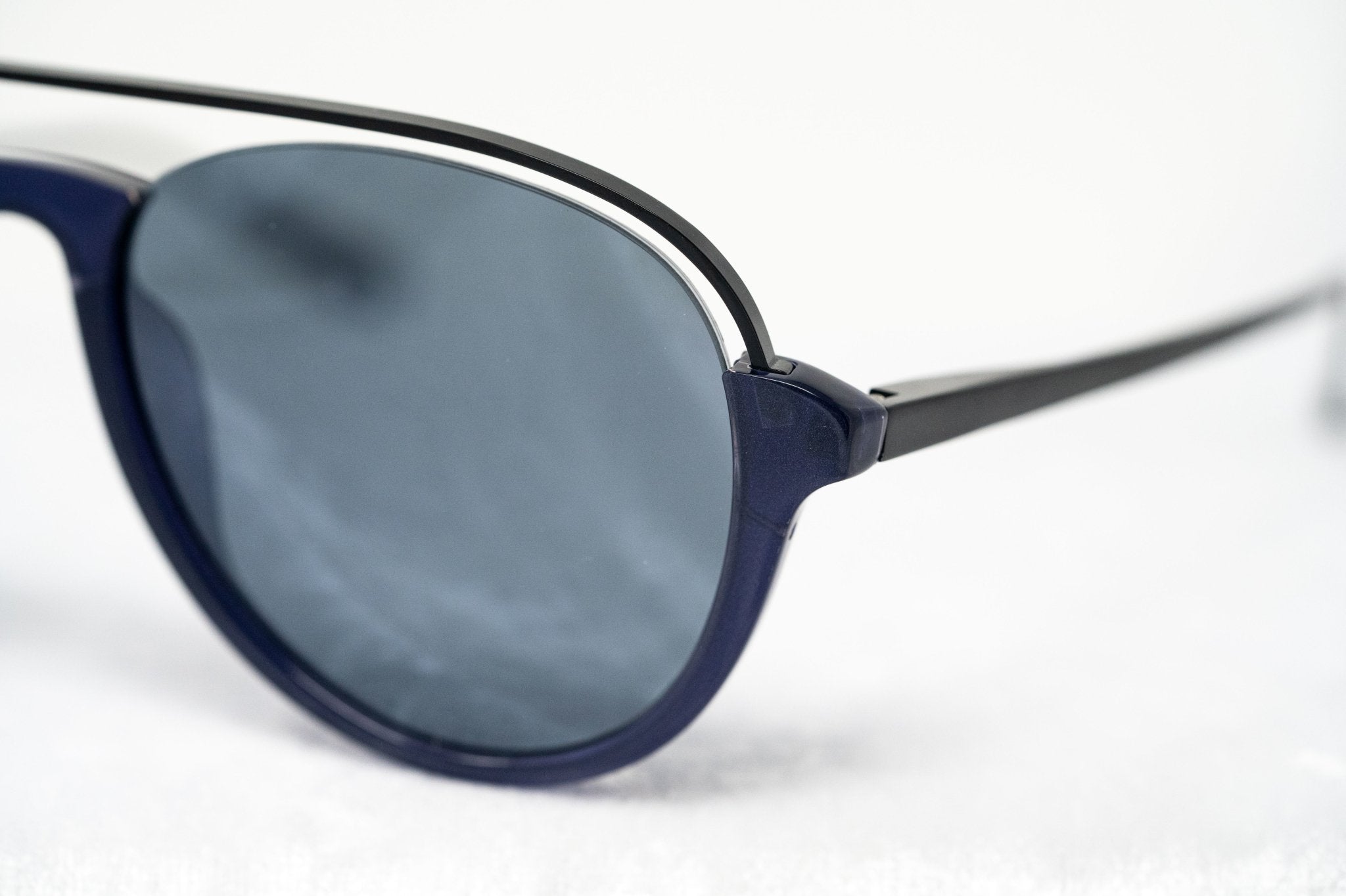 Kris Van Assche Unisex Sunglasses with Titanium Navy Shiny Black and Blue Mirror Lenses Category 3 - KVA84C4SUN - Watches & Crystals