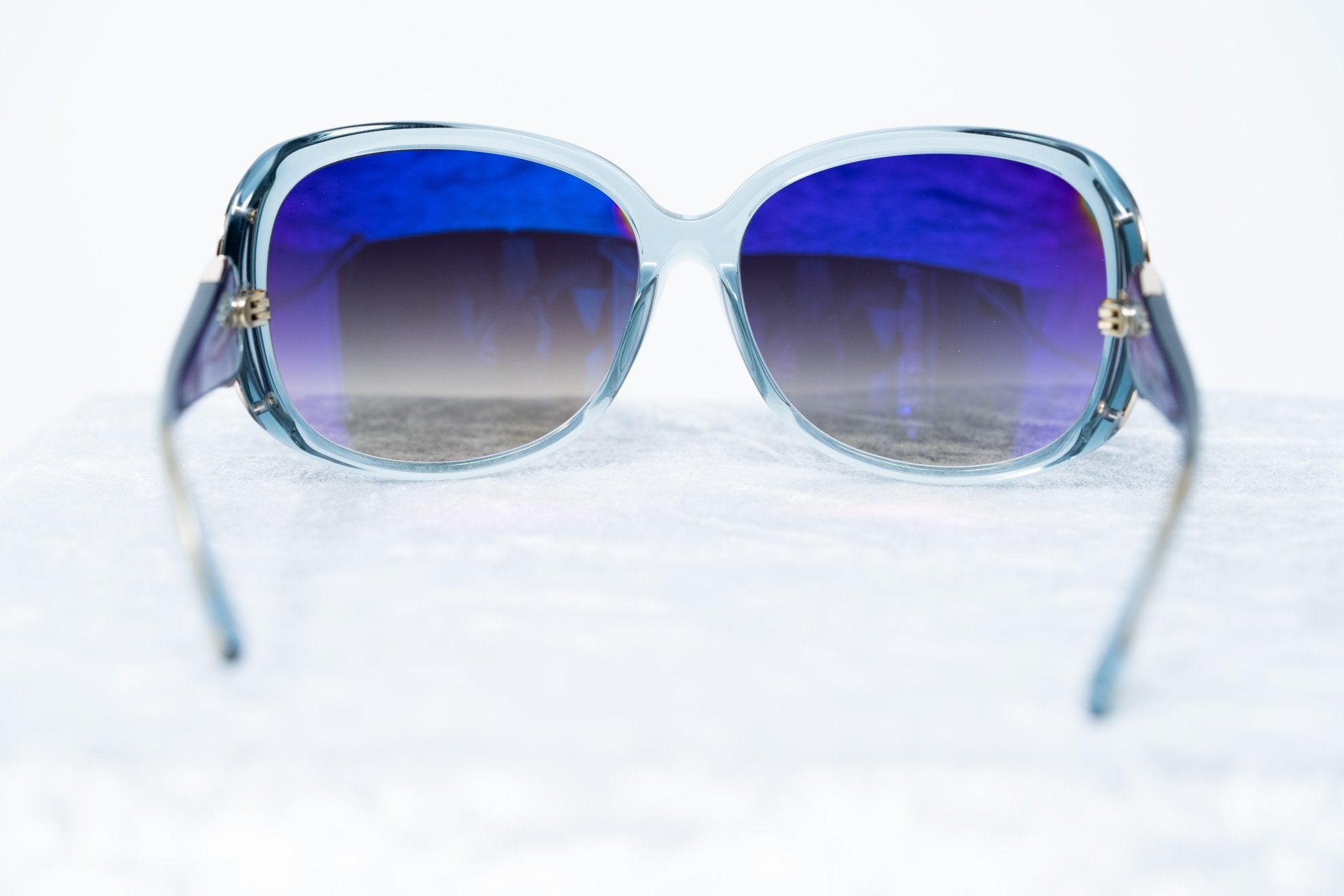Oscar De La Renta Sunglasses Oversized Frame Blue Light Gold and Dark Grey Lenses Category 3 - ODLR55C5SUN - Watches & Crystals