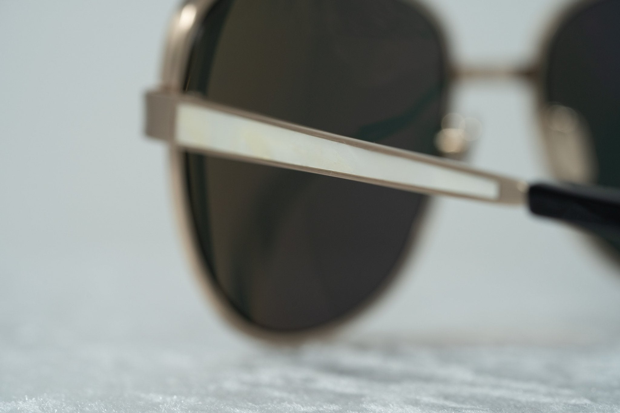 Oscar De La Renta Sunglasses Oversized Frame Rose Gold and Green Lenses Category 3 - ODLR32C2SUN - Watches & Crystals