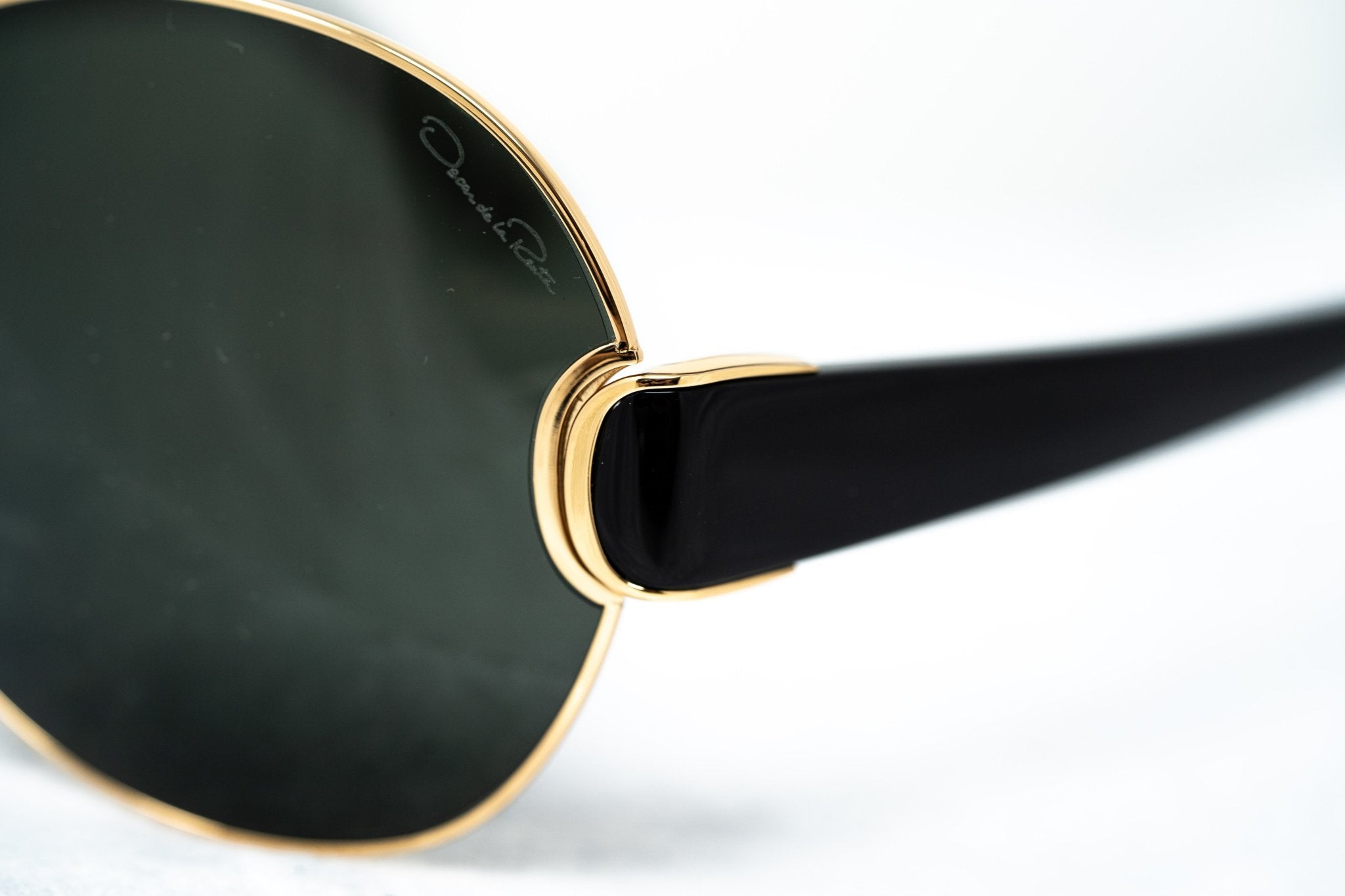 Oscar De La Renta Women Sunglasses Oversized Frame Gold with Grey Lenses Category 3 - ODLR54C1SUN - Watches & Crystals