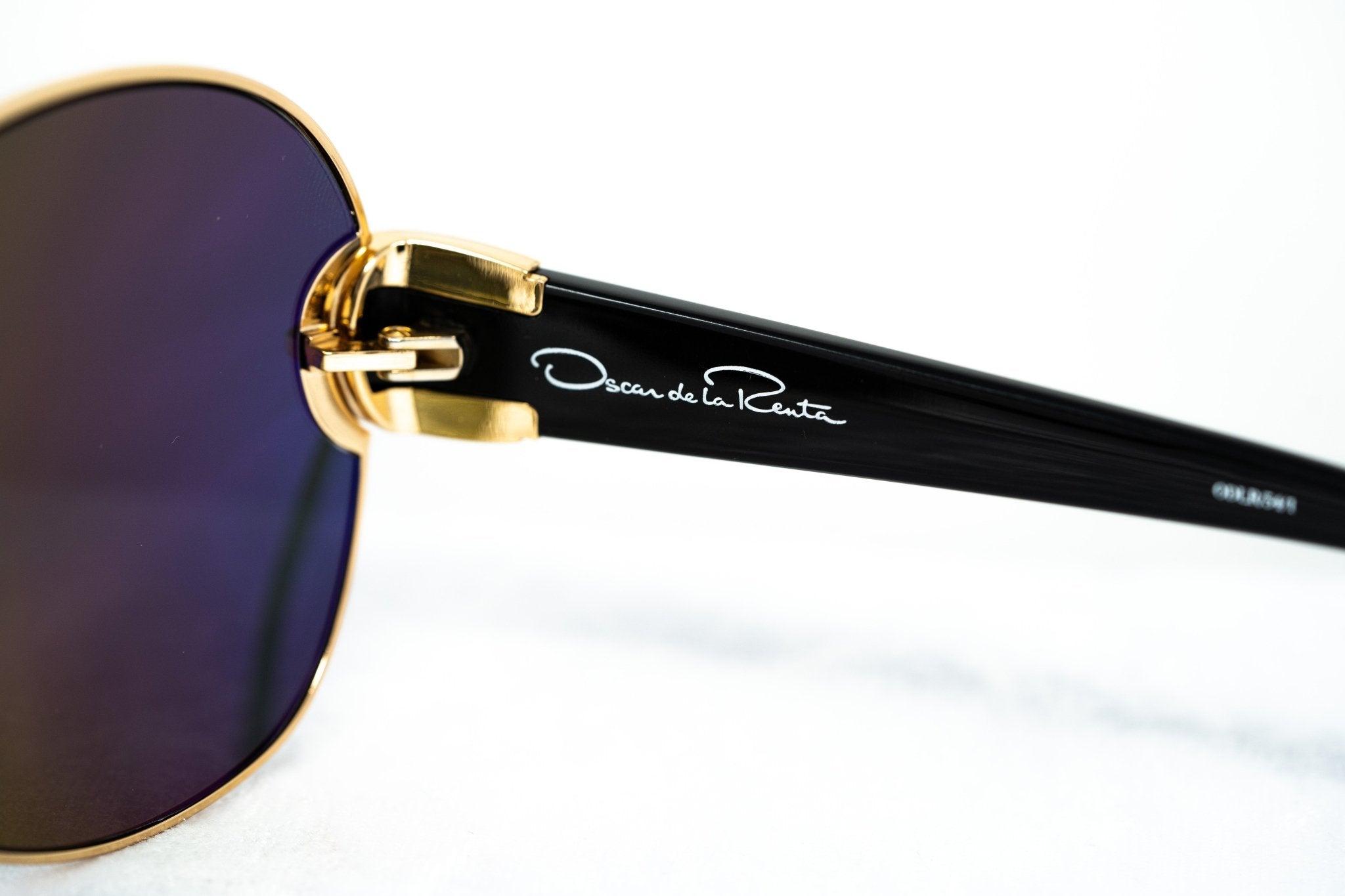 Oscar De La Renta Women Sunglasses Oversized Frame Gold with Grey Lenses Category 3 - ODLR54C1SUN - Watches & Crystals