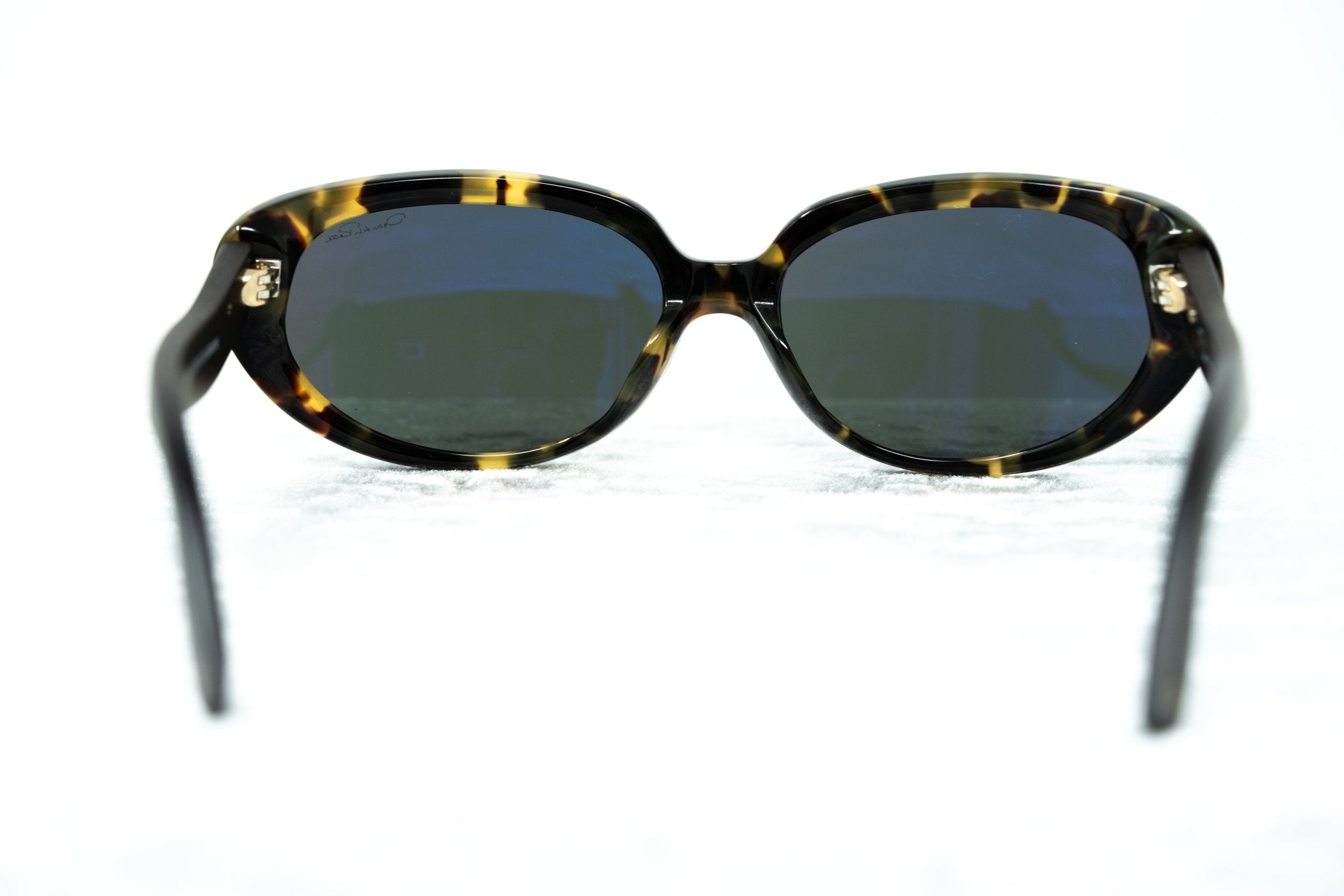 Oscar De La Renta Women Sunglasses Sandalwood Oval Tortoise and Dark Grey Lenses Category 3 - ODLR43C7SUN - Watches & Crystals