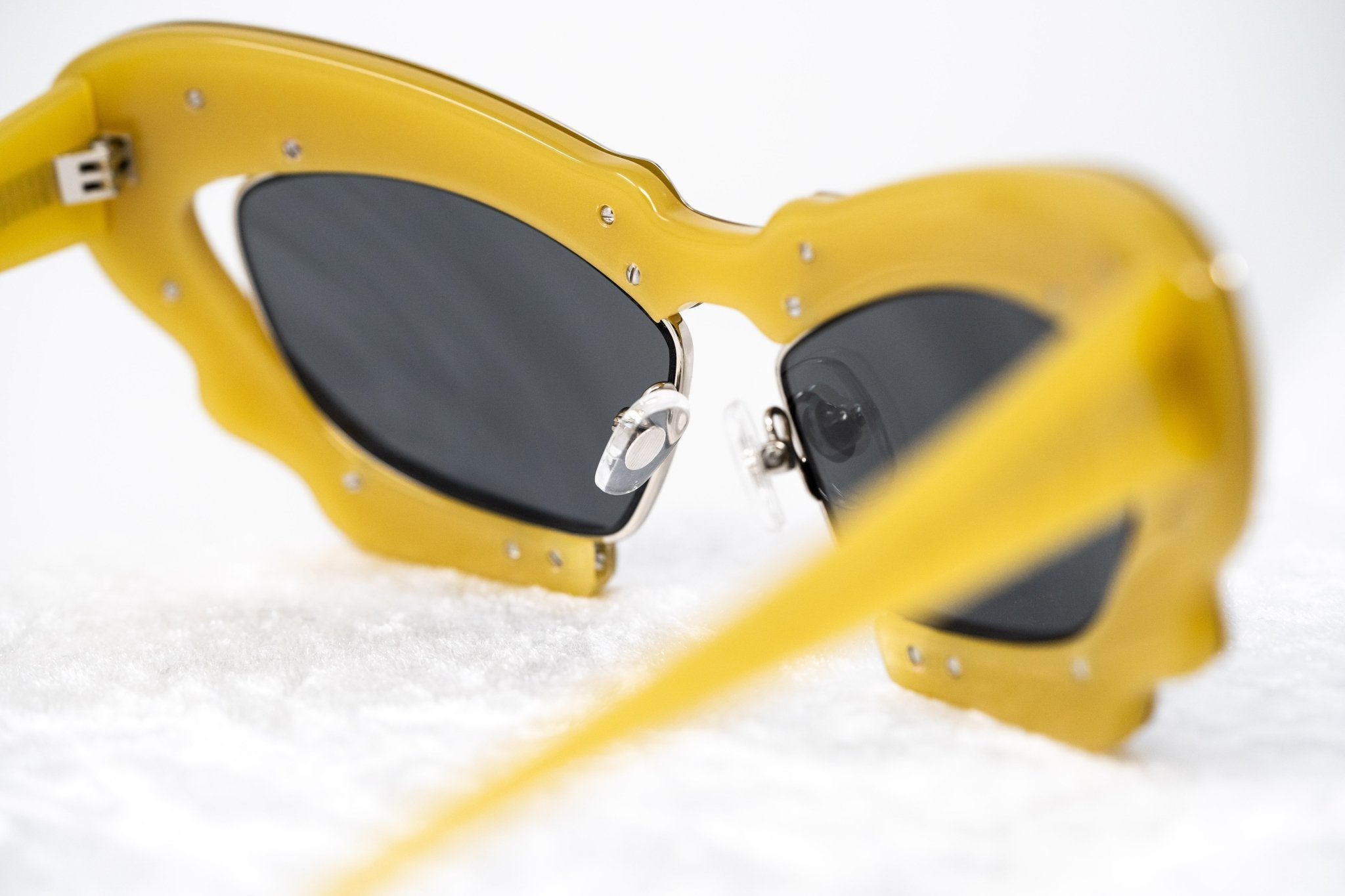 Prabal Gurung Sunglasses Female Cat Eye Silver Mustard Yellow Category 3 Silver Mirror Lenses PG1C11SUN - Watches & Crystals