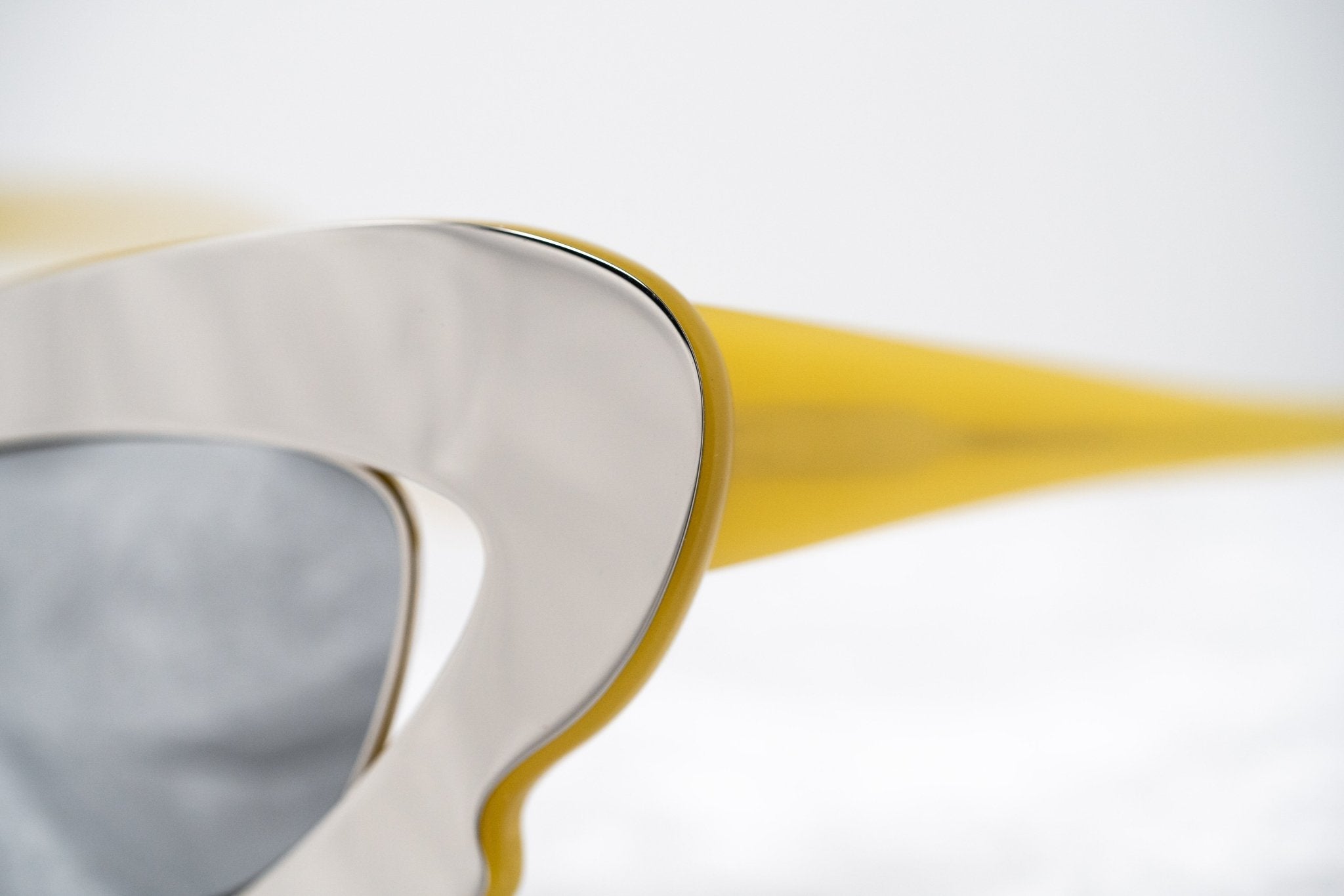 Prabal Gurung Sunglasses Female Cat Eye Silver Mustard Yellow Category 3 Silver Mirror Lenses PG1C11SUN - Watches & Crystals