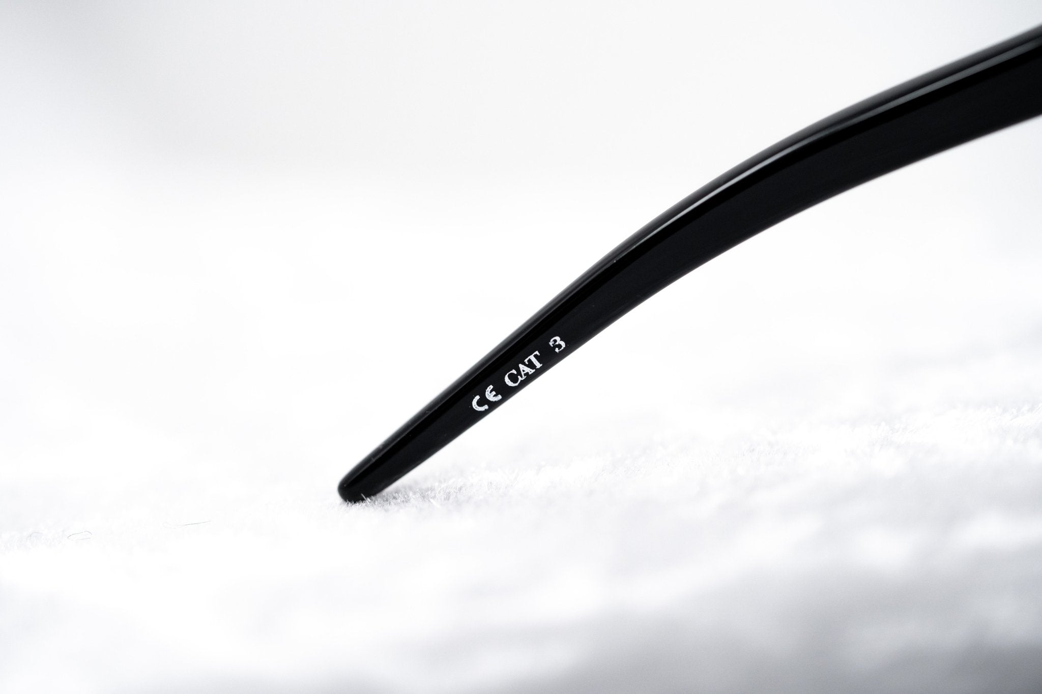 Prabal Gurung Sunglasses Female Oversized TortoiseShell Category 3 Grey Lenses PG22C6SUN - Watches & Crystals