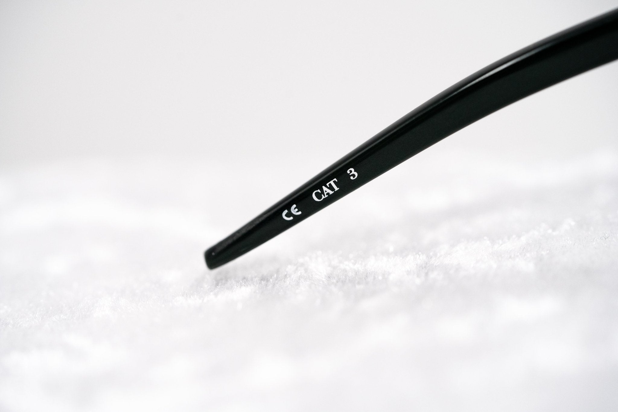 Prabal Gurung Sunglasses Female Special Frame Shiny Black Category 3 Grey Mirror Lenses PG21C5SUN - Watches & Crystals